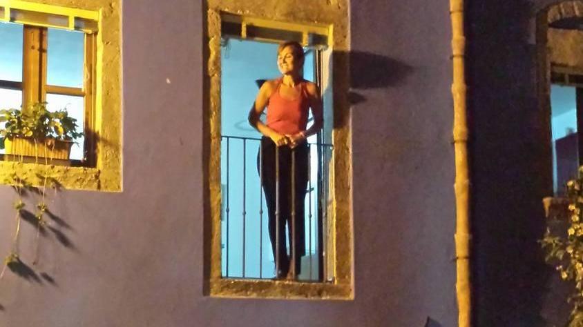 Nel Montiferru il teatro si recita per strada dai balconi