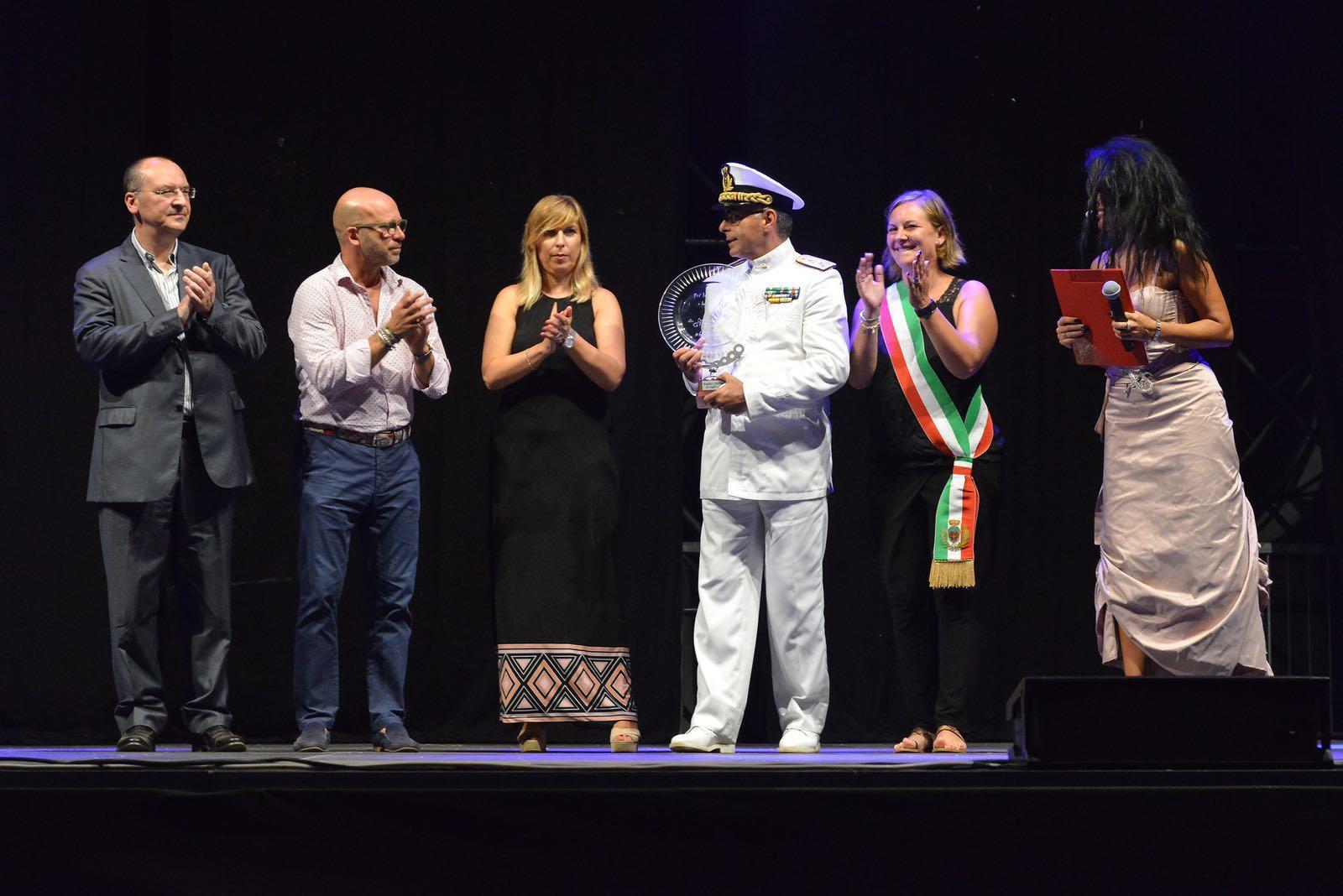 La cerimonia all'Arena di Marina di Castagneto