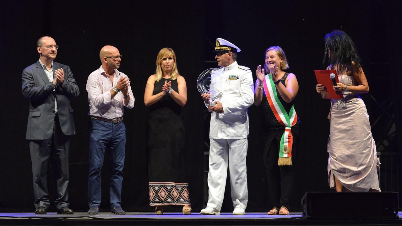 La cerimonia all'Arena di Marina di Castagneto
