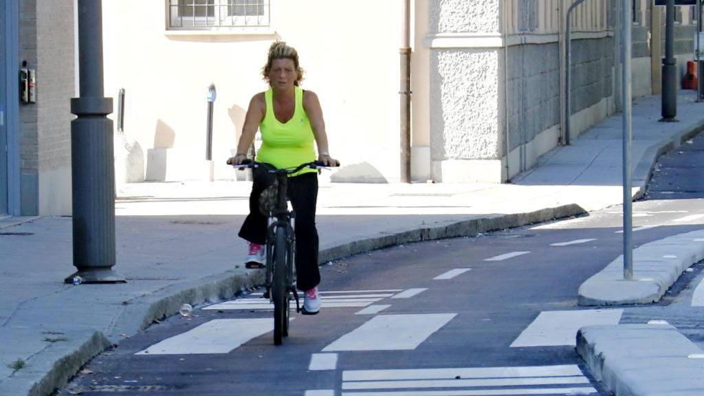 Nuova pista ciclabile: su due ruote dai Quattro Mori a piazza Mazzini
