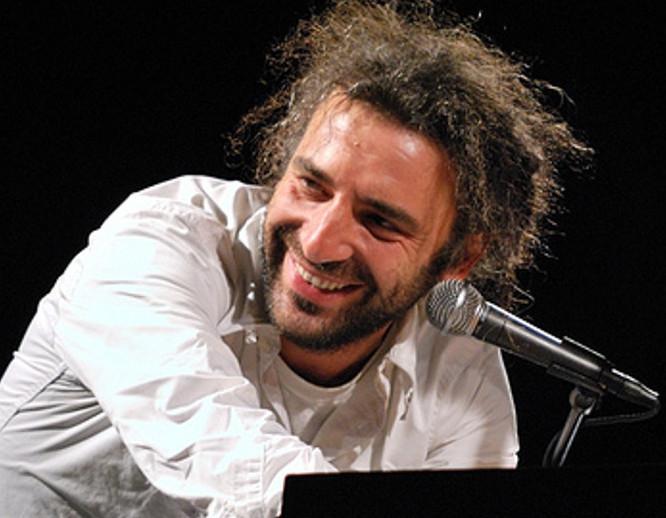 Napoli in chiave jazz: concerto di Bollani a Rocce Rosse