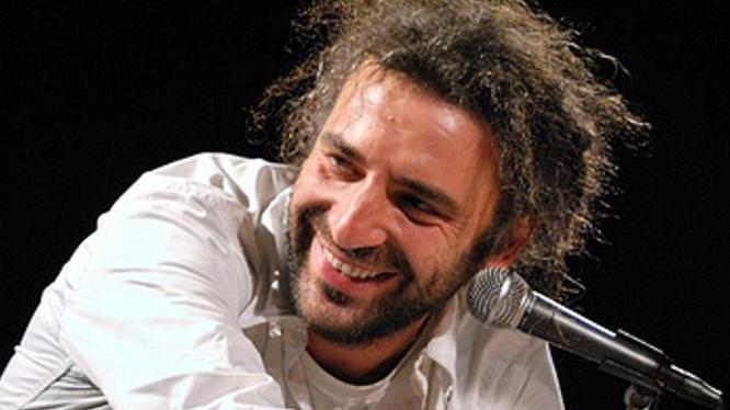 Napoli in chiave jazz: concerto di Bollani a Rocce Rosse