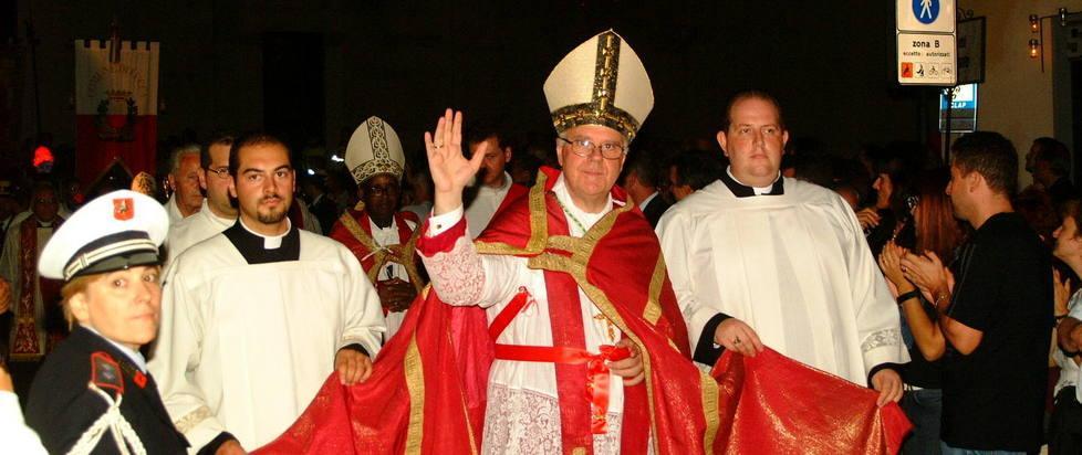 Chiesa lucchese in lutto per monsignor Bianchi 