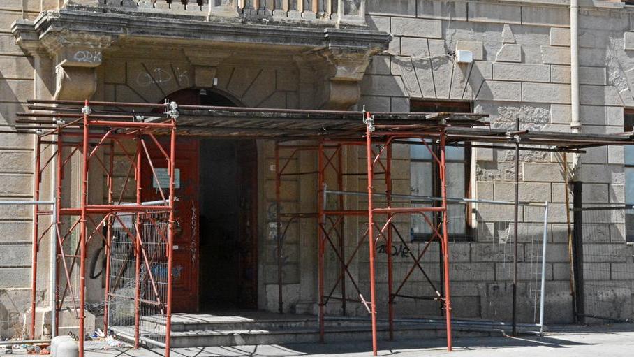 Scuola di piazza Manno interventi sul tetto