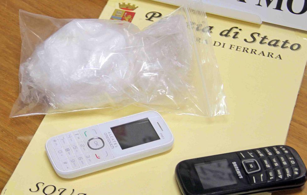 «Insegno salsa, la gente mi chiede cocaina» 