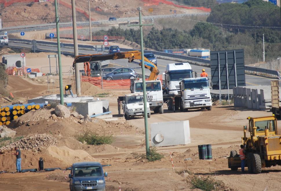 Patto per la Sardegna, ecco il programma: strade e dighe per due miliardi 