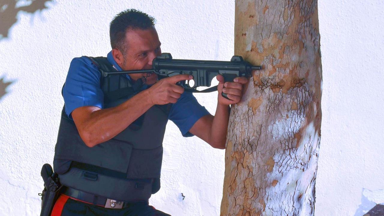 Militare in azione (foto Mario Rosas)