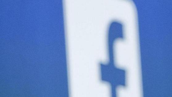 Una falsa tresca su facebook finisce in denuncia