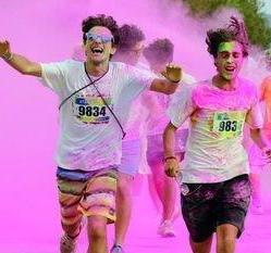 Ferragosto senza tuffo In arrivo la Color run