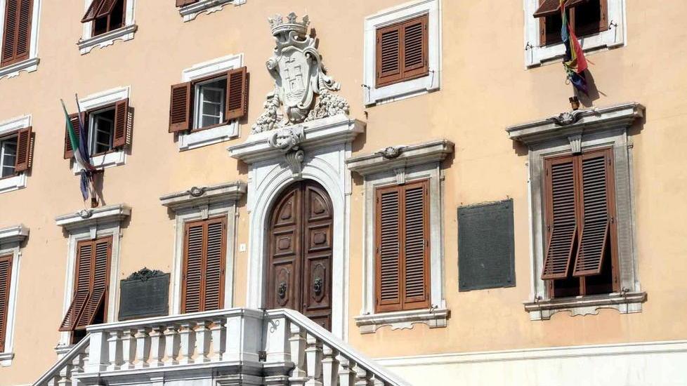 Livorno l’unico municipio in Toscana chiuso ai cittadini