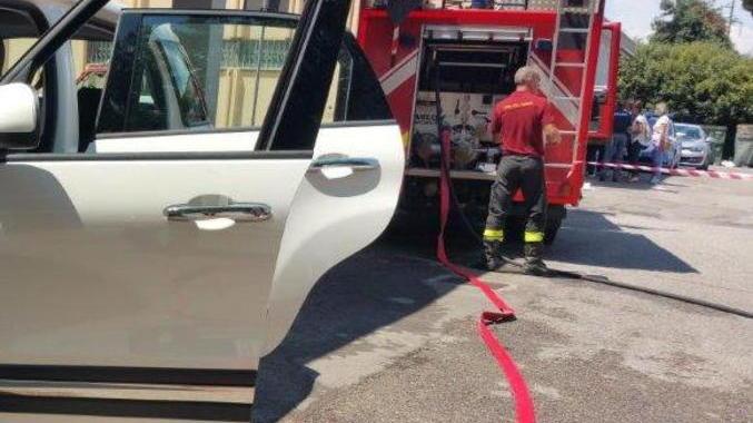 Russo l’aspettava sotto casa con la benzina