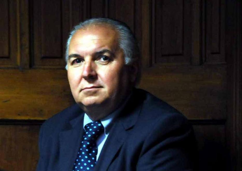 Scontro sui rifiuti Si dimette l’assessore Enzo Valerio 