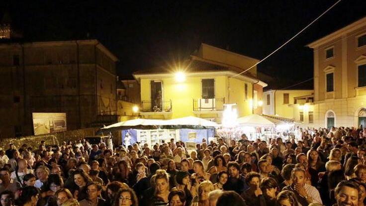 Sarzana si trasforma: torna “Soffitta in strada”