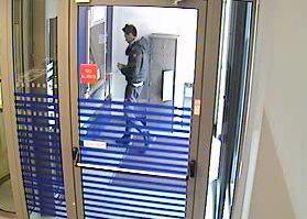 Spesa col bancomat rubato: arrestati 