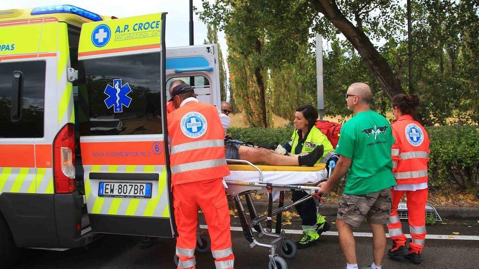 Frontale sulla via Emilia, grave un 55enne