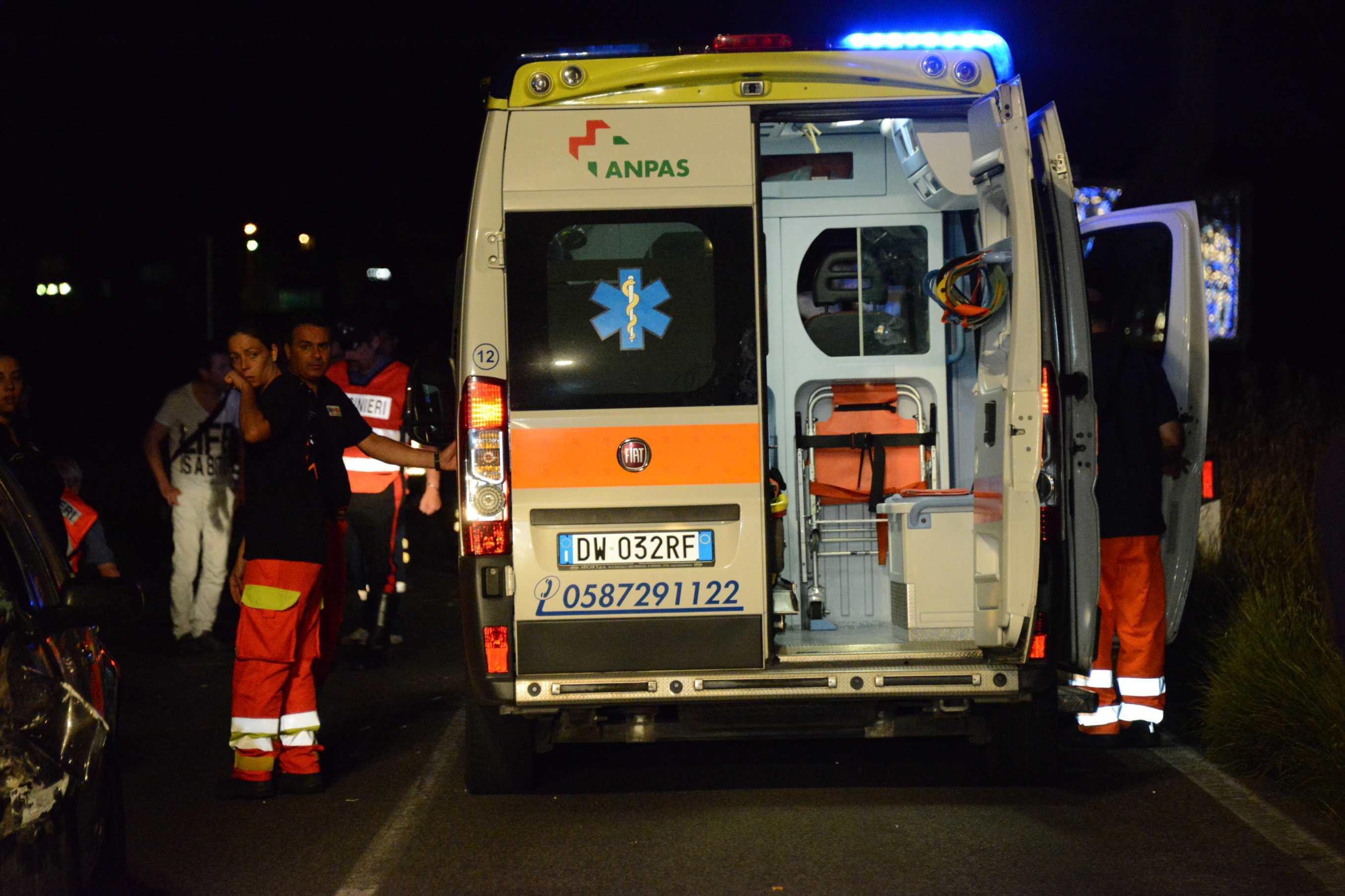 Giovane cade e perde la memoria, forse è stato aggredito 