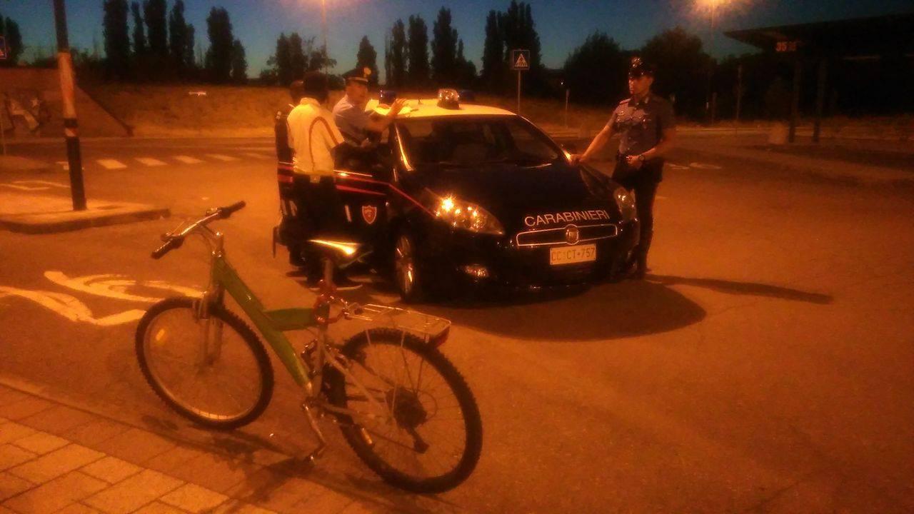 Rissa in via Turri, accoltellato un ventenne 