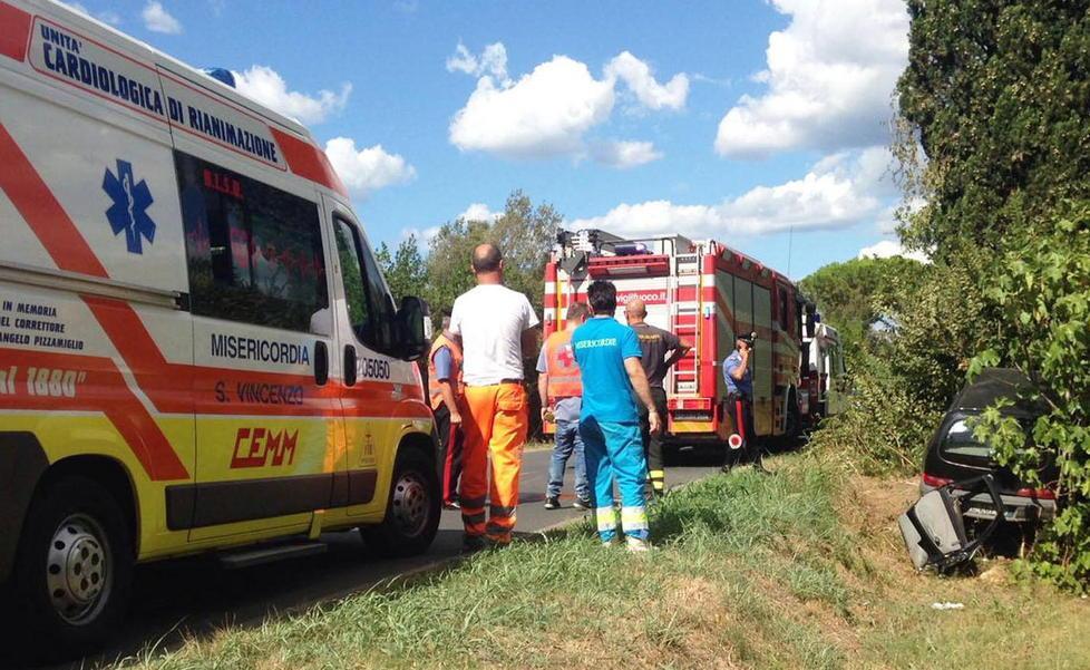 Finisce fuori strada e muore sulla Suveretana 