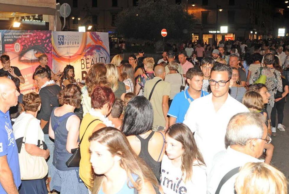 Anche tanti turisti a siglare il successo della Notte bianca 