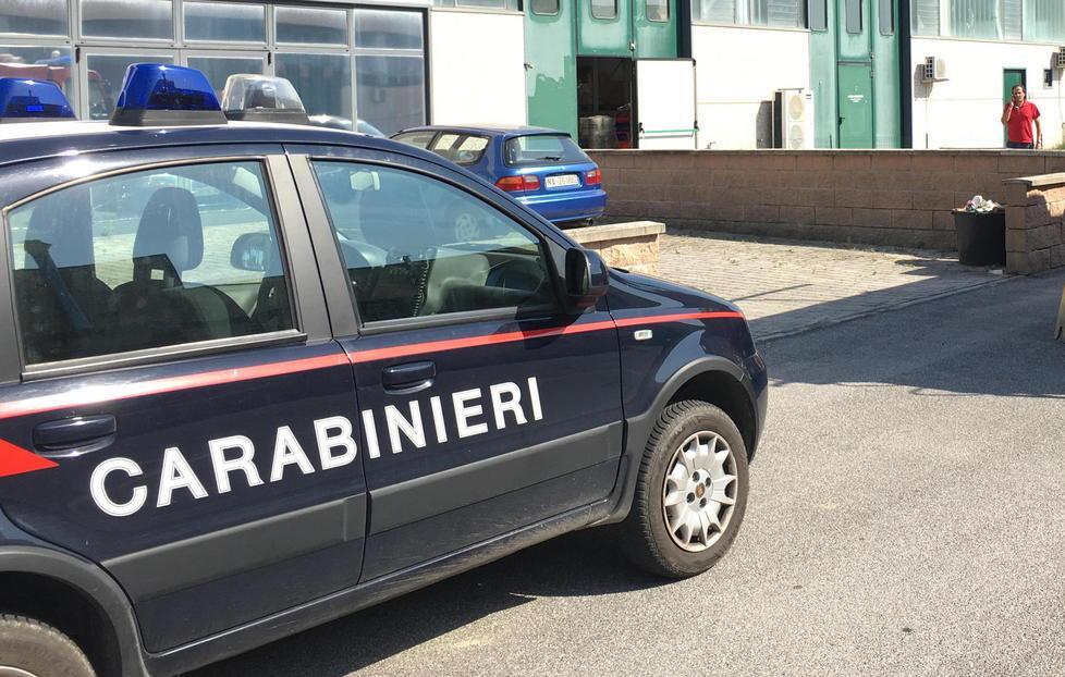 Trovato con un coltello in tasca: denunciato 