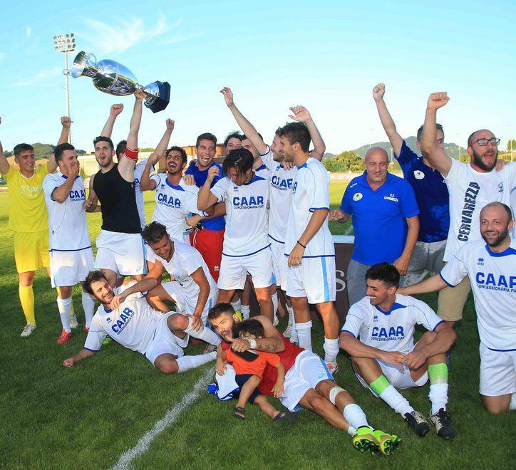 È acqua frizzante ricca di (buon) calcio 