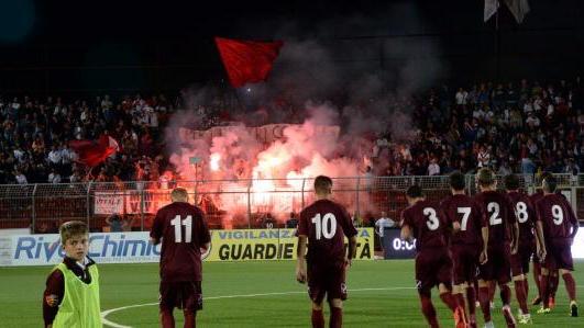 «Venite allo stadio». Ma il biglietto dei granata è sempre più salato