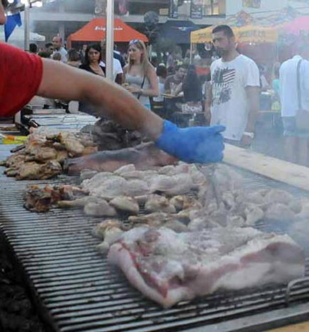 Cannoli, lampredotto & co. : lo street food è alla Rotonda di Ardenza