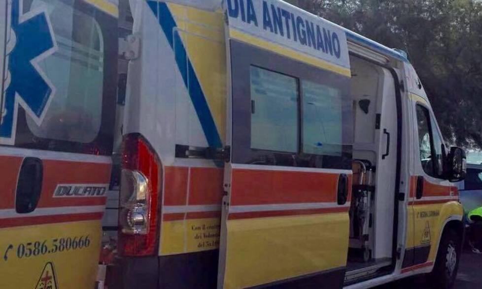 Morto l’uomo colpito da infarto dopo il bagno al Miramare 