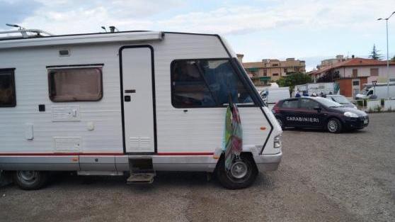 Uno dei camper allontanati da Portoferraio
