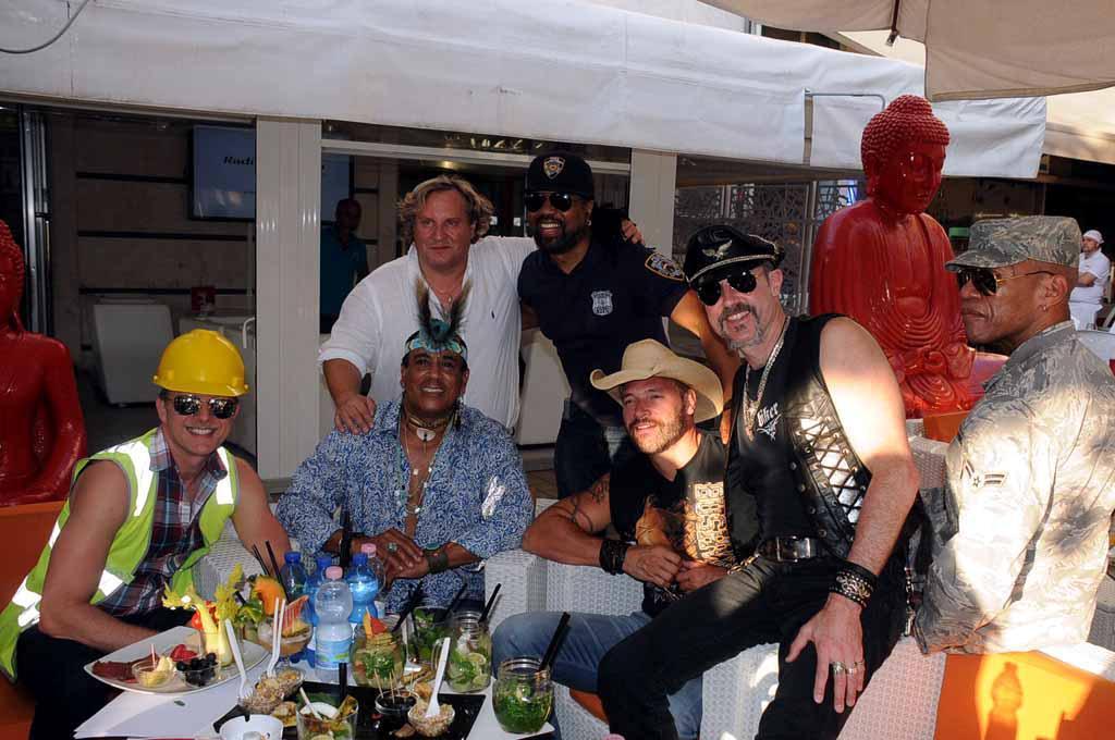 I mitici Village People al Moulin Rouge di Marina di Massa