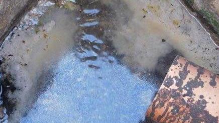 Trovata acqua inquinata vicino ad una cartiera