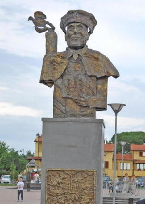 Una piazza per le vittime di Sant’Anna
