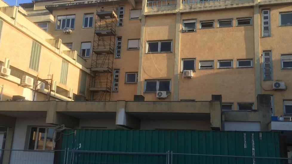 Un medico a giorni alterni per il reparto di Oncologia