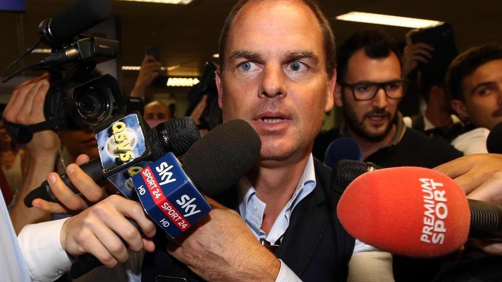 De Boer: «Icardi resta all’Inter, è fantastico»