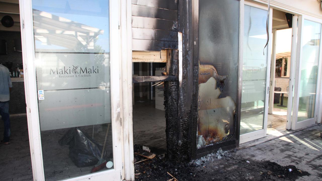 Incendio al Maki Maki, ma il locale resta aperto