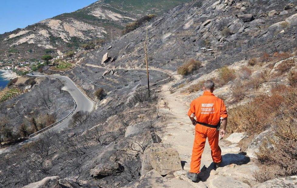 Chiessi, due sentieri chiusi dopo l’incendio 