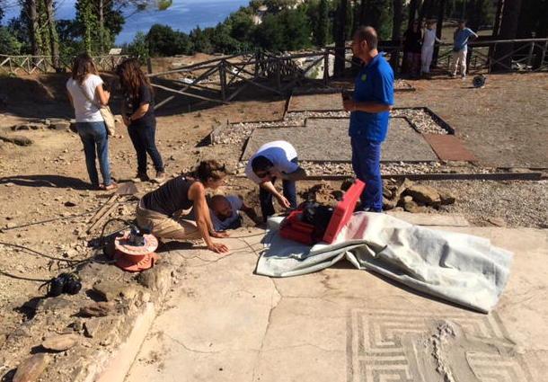 Mosaico “riscaldato” alle terme della villa 