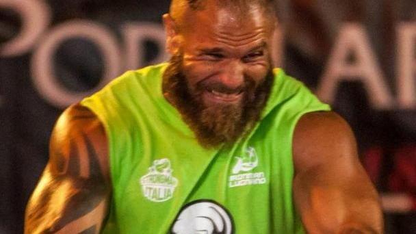 Record di Gioia che tira su 380 kg