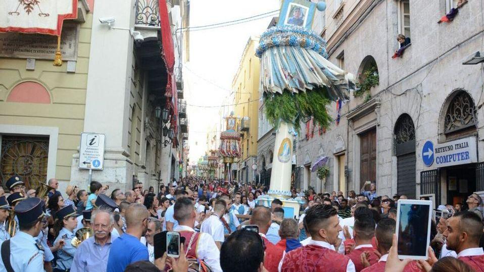 Faradda, Medi in festa e stasera c’è l’arrostita