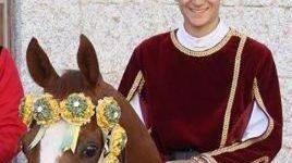 Elias Mossa festeggia il compleanno con due stelle al Palio