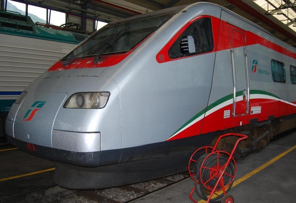 Passa il Frecciargento... ma non ferma a Carpi 