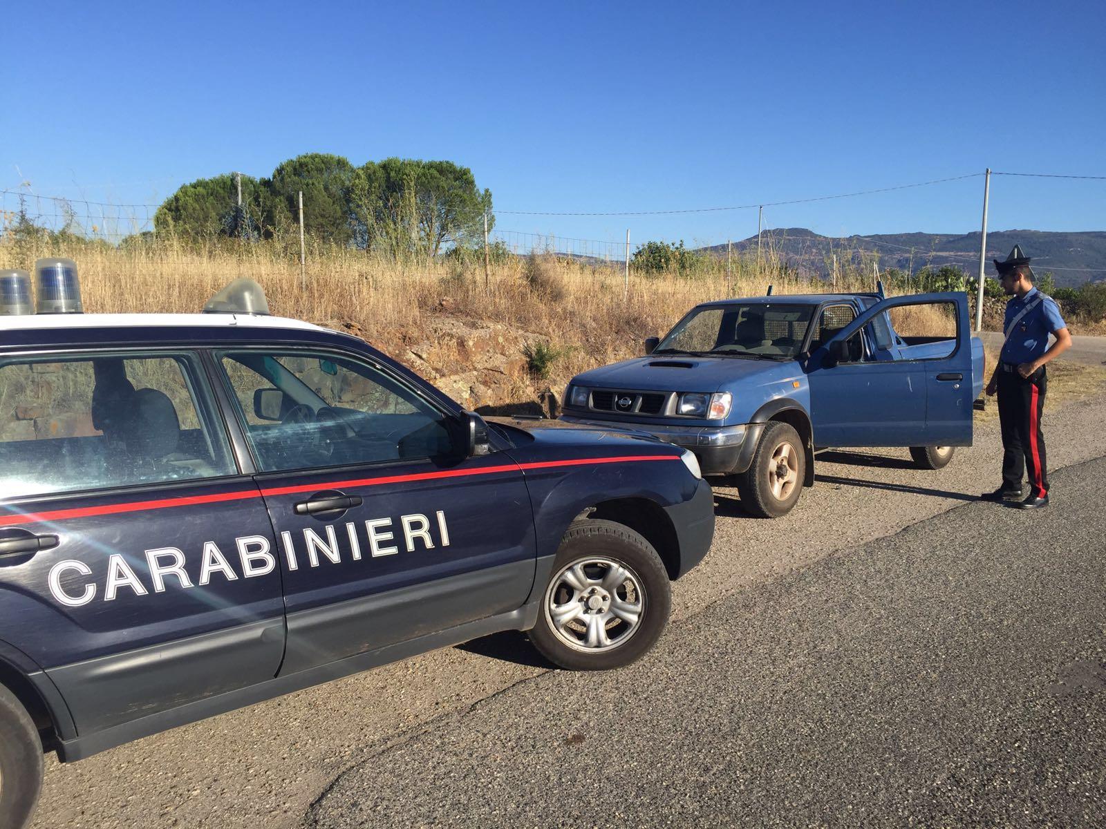 I carabinieri intervenuti subito dopo il tentato omicidio