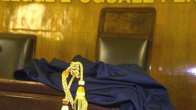 Droga nascosta nella custodia del trapano in auto
