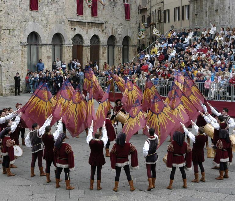Il drappo di Talani in palio per il miglior tiratore 