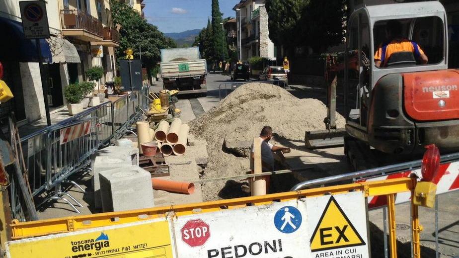 Asfalto e tubature del gas la città diventa un cantiere