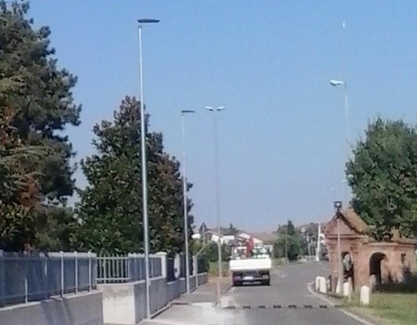 Nuovi lampioni in via Roncaglio superiore 