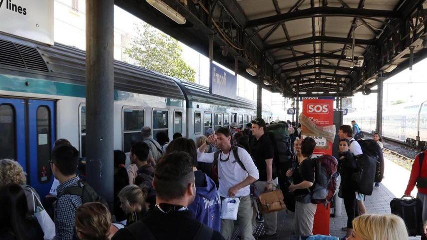 «Noi, periferia dormitorio» Attacco ai sindaci sui treni