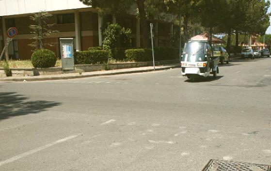 Condominio invaso dai topi a Caletta 