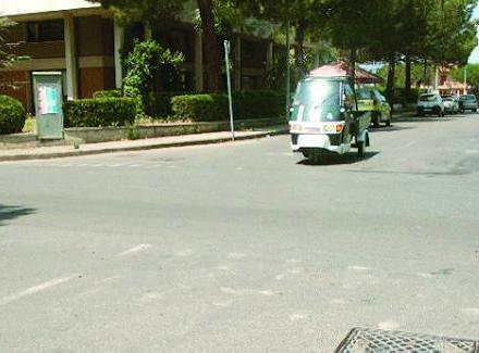 Condominio invaso dai topi a Caletta 