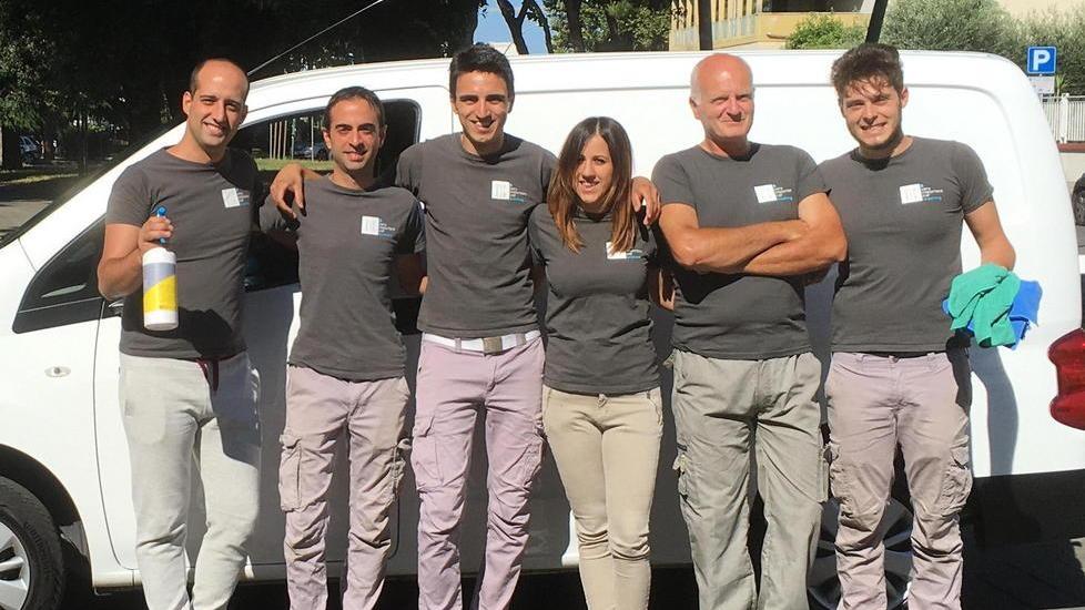 Lascia il posto fisso e apre una sua azienda